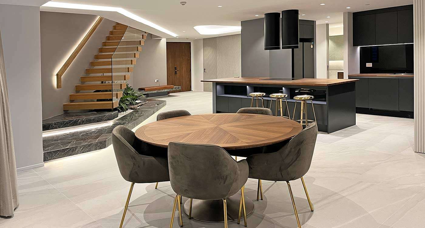 2-BR, 3-Bath Loft Condo, 300 sqm at Crystal Garden Sukhumvit, BTS Nana - For Sale at ฿56M