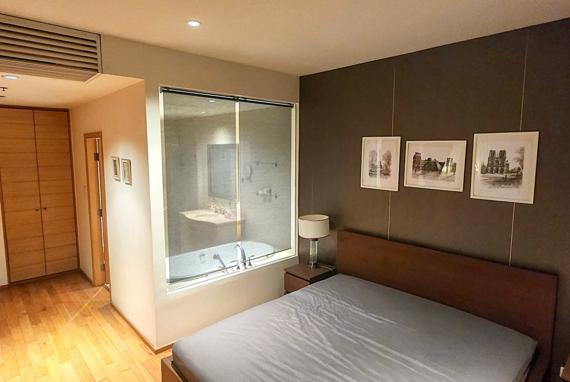 Spacious 2BR duplex at The Empire Place, 108.9 SQ.M, fully furnished, near BTS Chong Nonsi. For sale 18.5MB or rent at 68K/month.