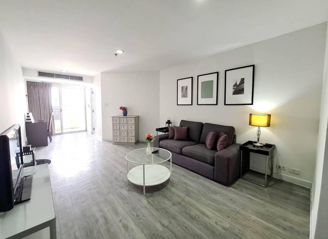 Spacious 2 bed, 2 bath condo for rent at Waterford Diamond Tower, 85 sqm, floor 29. Great Sukhumvit location, 37k/month with Elite Fitness membership.