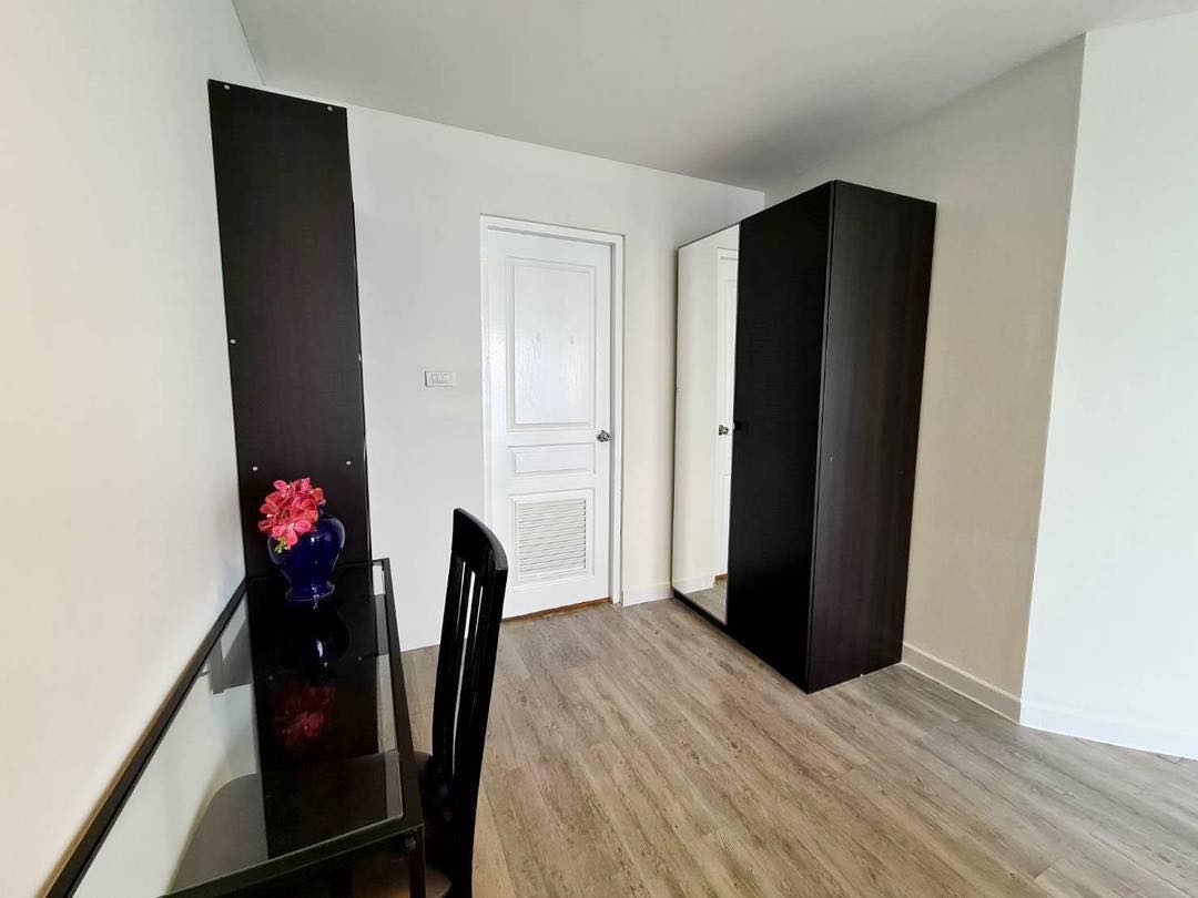Spacious 2 bed, 2 bath condo for rent at Waterford Diamond Tower, 85 sqm, floor 29. Great Sukhumvit location, 37k/month with Elite Fitness membership.
