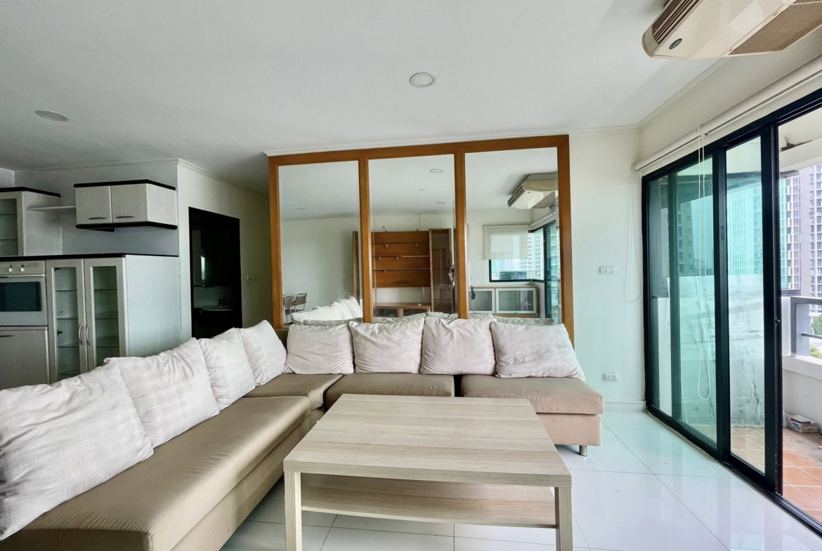 Spacious 2 bed condo at Sathorn Gardens, 94 sqm on 9th floor. Rent ฿40,000/month or buy for ฿11M. Walk to BTS, MRT, Silom & Lumpini Park.