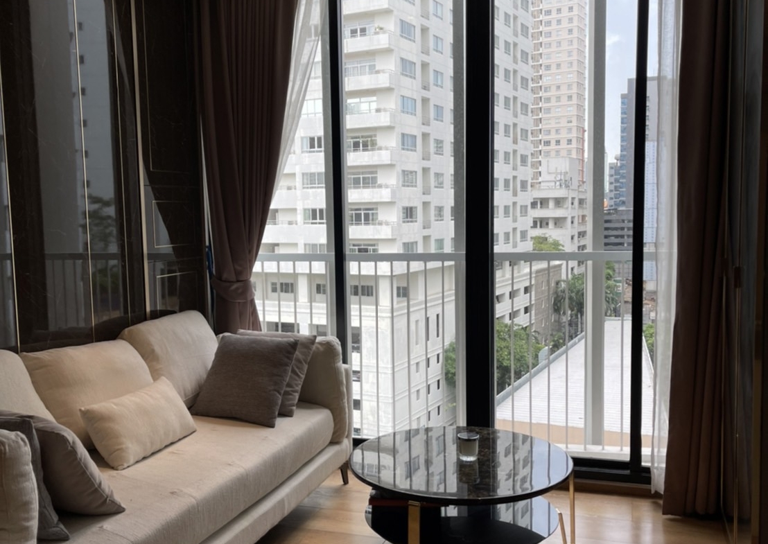 Luxury 2BR condo at Park Origin Phrom Phong. 52.5sqm, furnished, BTS 550m, top amenities, garden view. Rent ฿42K. Sale ฿11M. Contact us today!