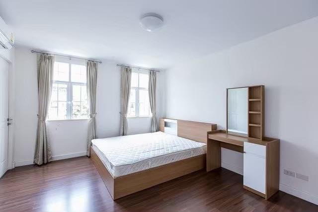 4-Bed 2-Bath 250 sqm Garden Square Sukhumvit 77 Townhome near BTS On Nut for Rent 85,000 THB