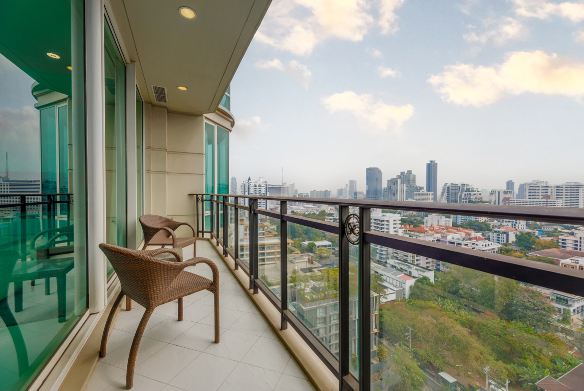 2-BR, 2-Bath, 111.33 sqm Condo at Royce Private Residences Sukhumvit 31, BTS Phrom Phong – For Sale at ฿20.5M