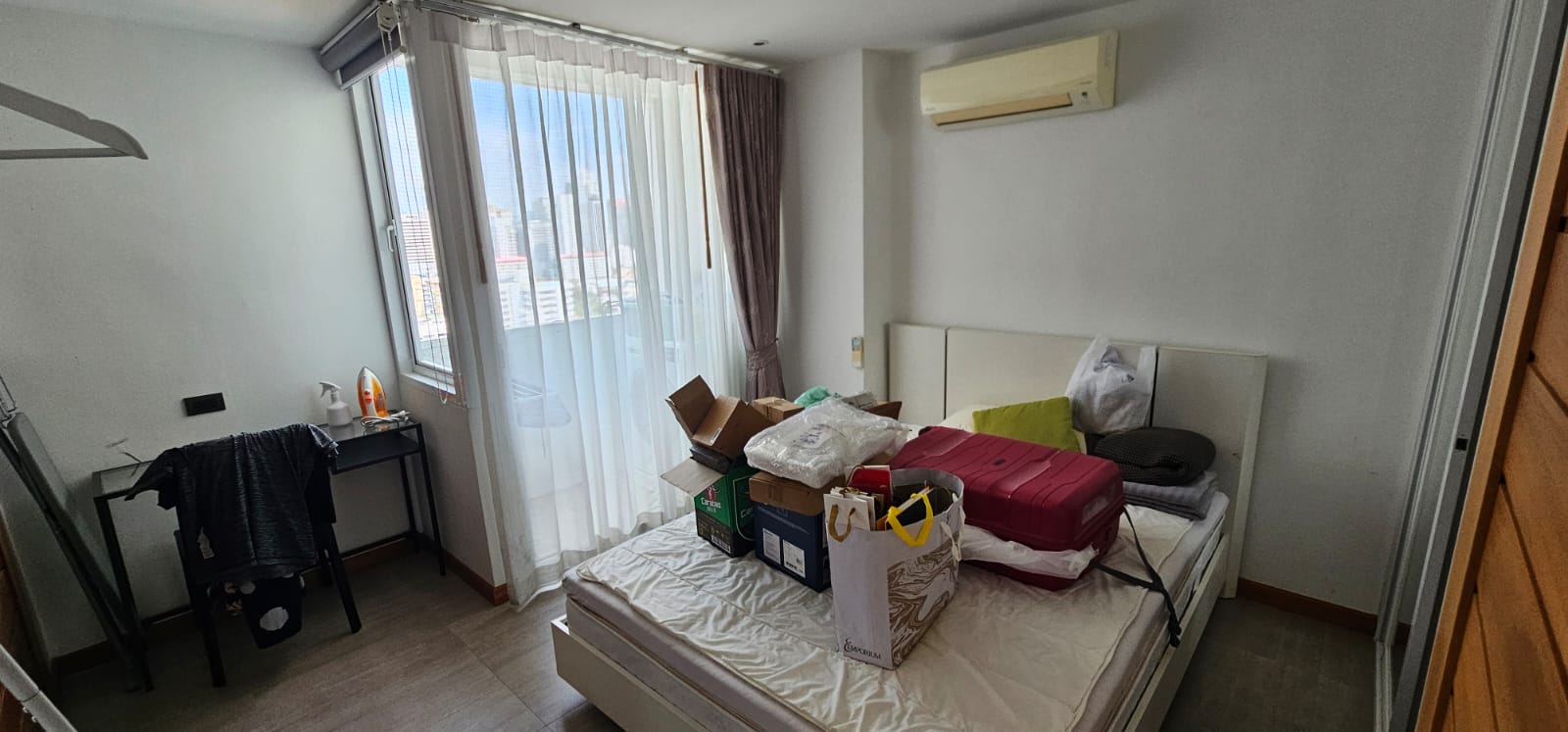 3-Bedroom, 2-Bathroom Condo for Rent, 157 sqm, 62,000 THB/month, DS Tower, Near BTS Phrom Phong