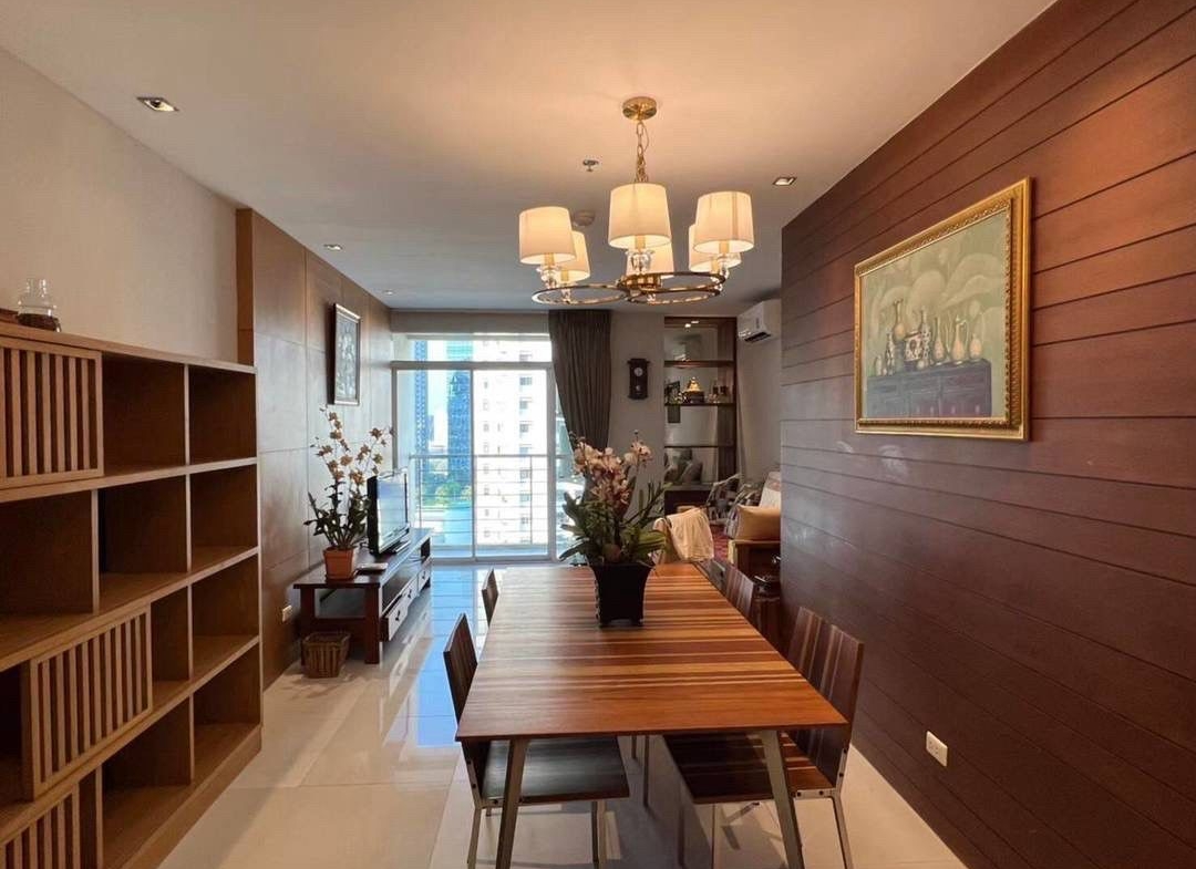 Spacious 1 bed condo at Sukhumvit City Resort, 66 sqm, fully furnished, near BTS Nana. Prime location with pool, gym, and 24/7 security. Rent 30K/month.