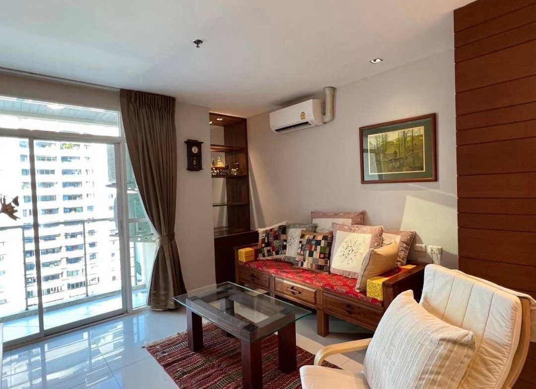 Spacious 1 bed condo at Sukhumvit City Resort, 66 sqm, fully furnished, near BTS Nana. Prime location with pool, gym, and 24/7 security. Rent 30K/month.
