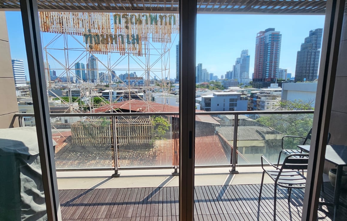 2-Bedroom, 2-Bathroom Condo, 80 sqm for Rent at The Lofts Yennakart – ฿35,000/month – Near BTS Chong Nonsi Station