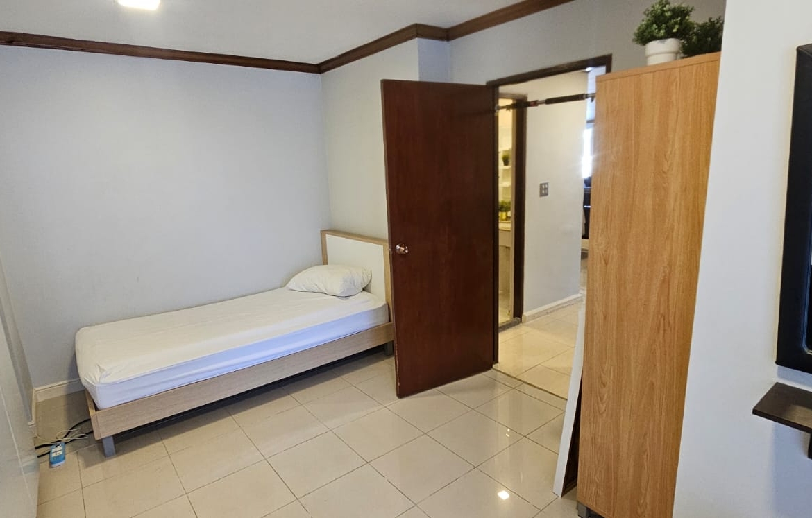 2-Bedroom, 2-Bathroom Condo, 107.06 sqm for Rent at Pearl Garden Condominium – ฿55,000/month – Near BTS Chong Nonsi Station