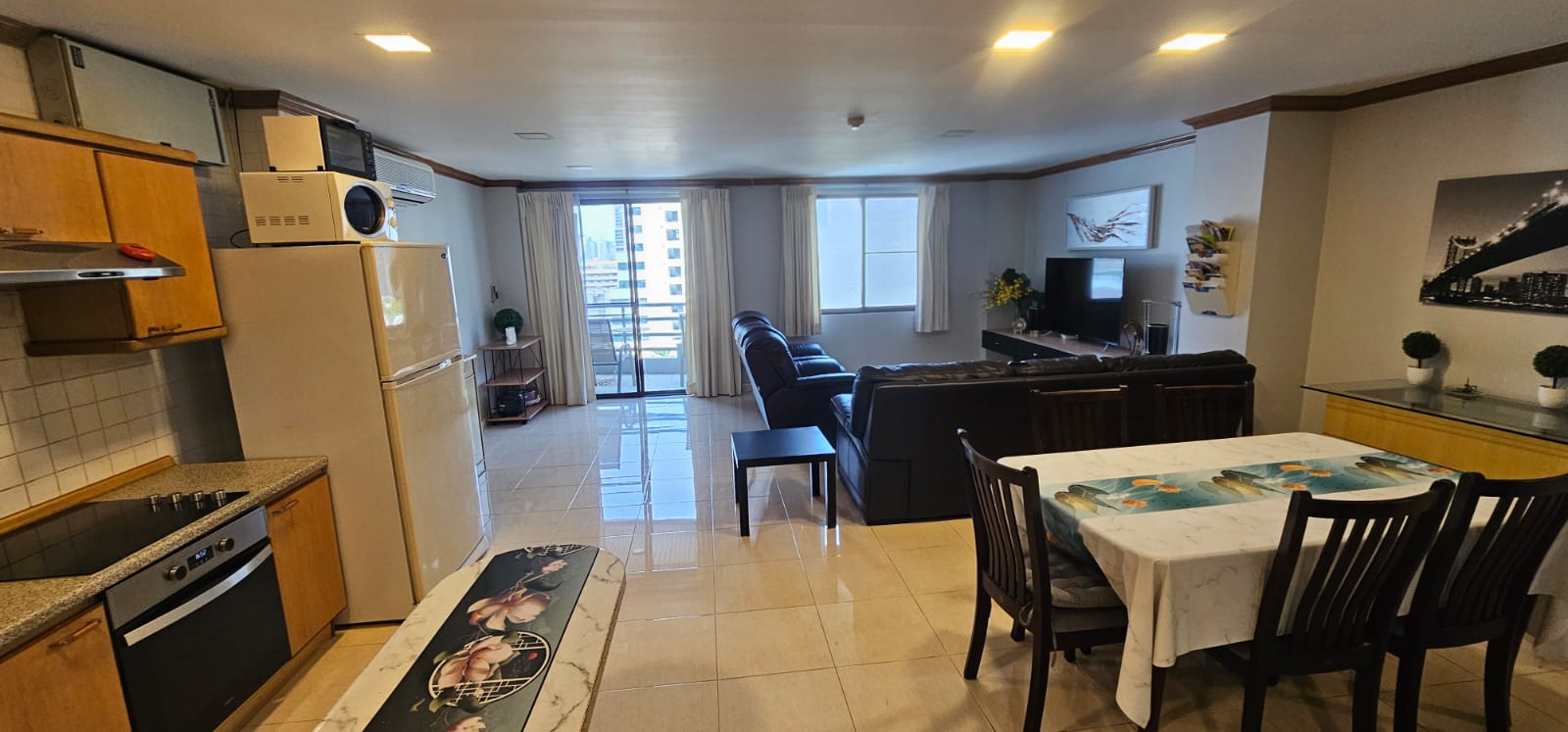 2-Bedroom, 2-Bathroom Condo, 107.06 sqm for Rent at Pearl Garden Condominium – ฿55,000/month – Near BTS Chong Nonsi Station