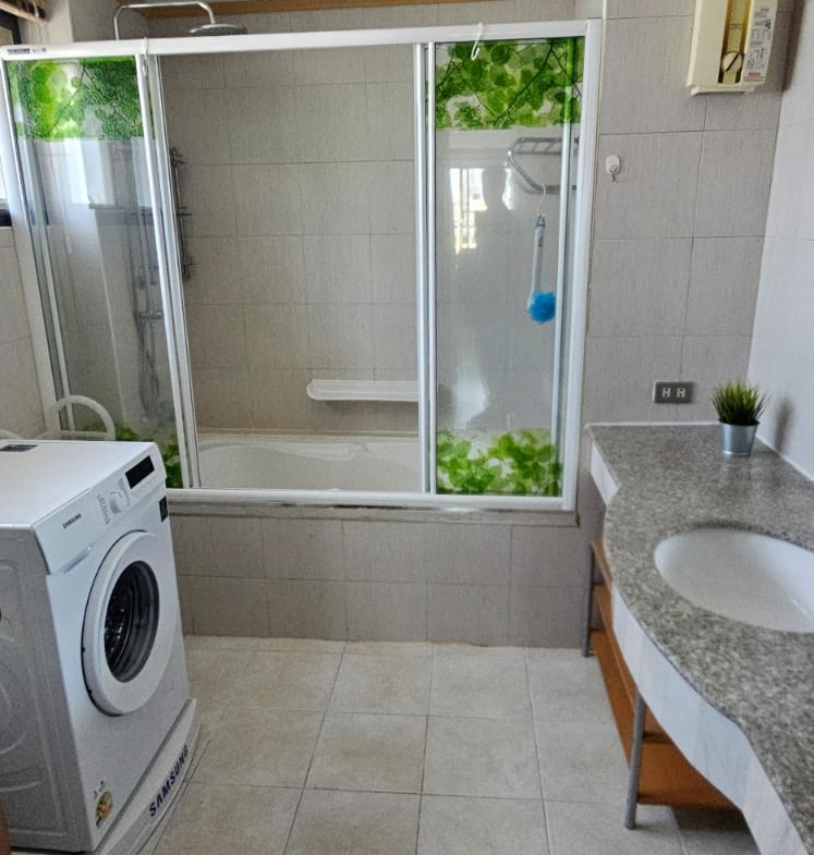 2-Bedroom, 2-Bathroom Condo, 107.06 sqm for Rent at Pearl Garden Condominium – ฿55,000/month – Near BTS Chong Nonsi Station