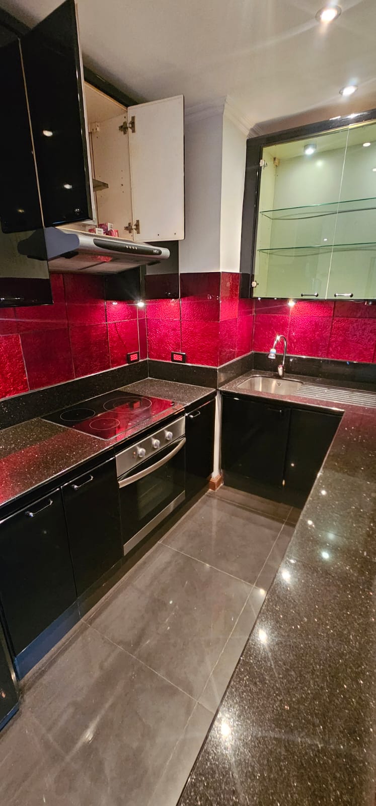 Affordable 2-bedroom condo at Pearl Garden in Sathon. 70 sqm, fully furnished, prime location near BTS. Rent for only THB 30K/month.