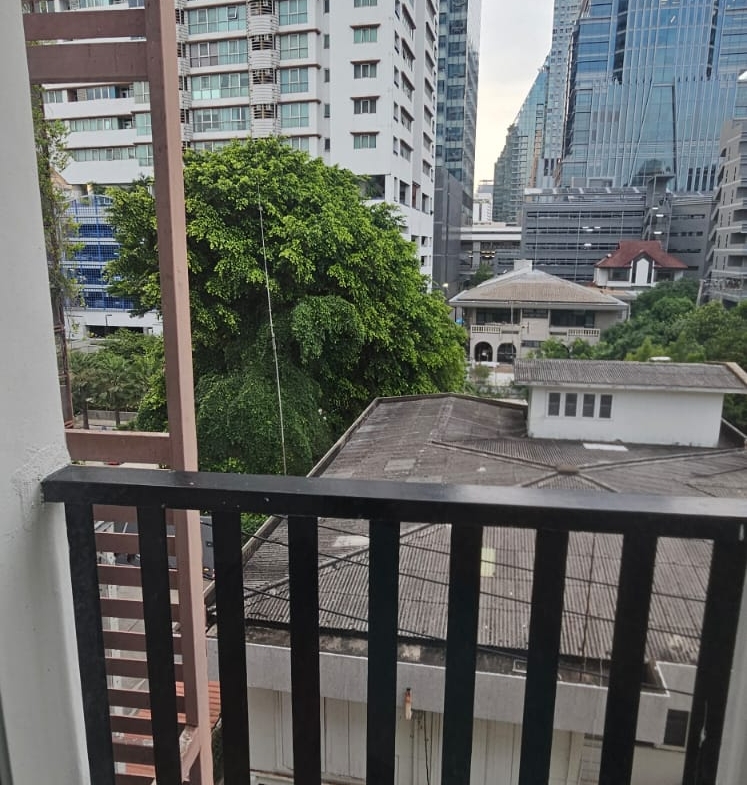 Spacious 2-bedroom condo at S9 Sathorn, 75sqm, fully furnished and move-in ready. Great location, low-rise privacy. Rent: THB 28,000/month.