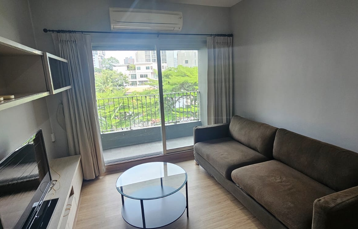 2-Bed 2-Bath 75sqm Condo for Rent at The Seed Musee Sukhumvit 26 near Phrom Phong BTS – 35,000 THB/month