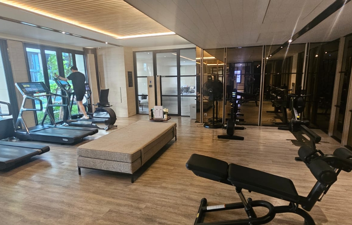 1BR 1BA 50sqm Condo for Rent at The Reserve Sukhumvit 61 near BTS Ekkamai – 55,000 THB/month