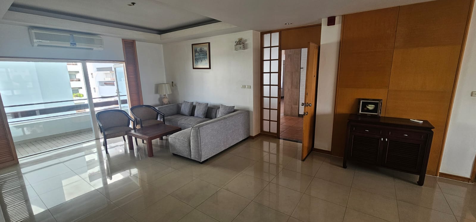3-Bed 2-Bath 185sqm Condo for Rent at Esmeralda near Lumpini MRT - 85,000 THB/month