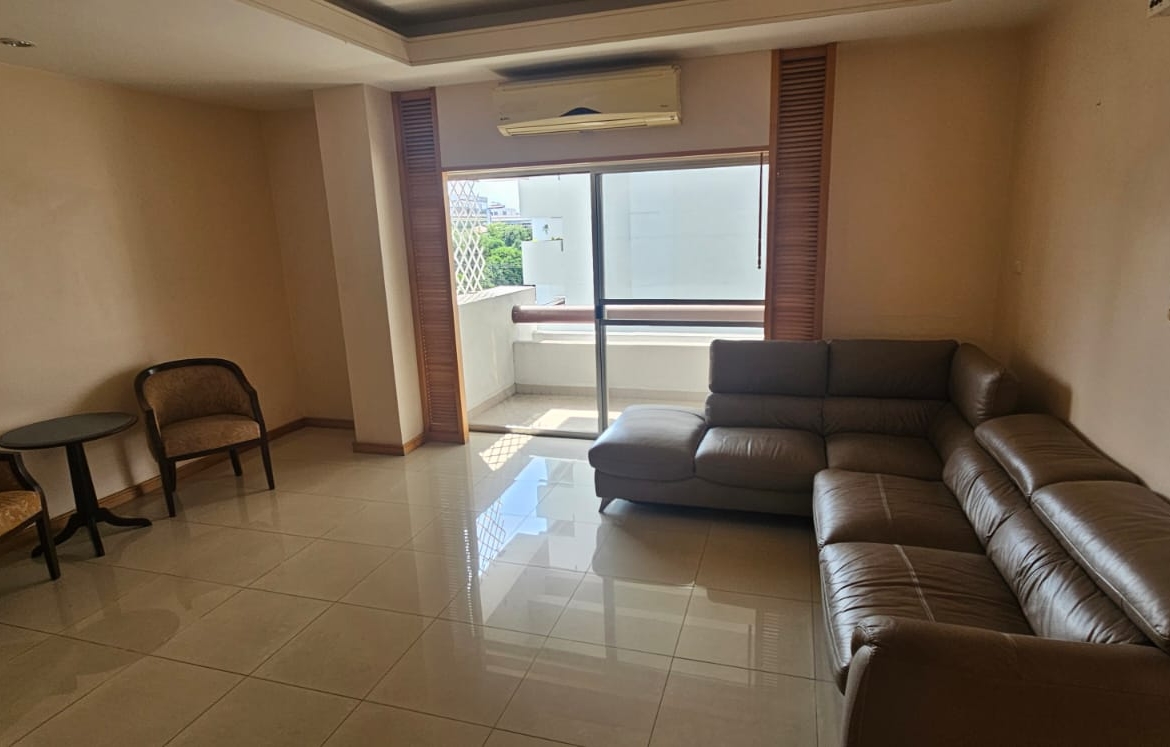 3-Bed 2-Bath 185sqm Condo for Rent at Esmeralda near Lumpini MRT - 85,000 THB/month