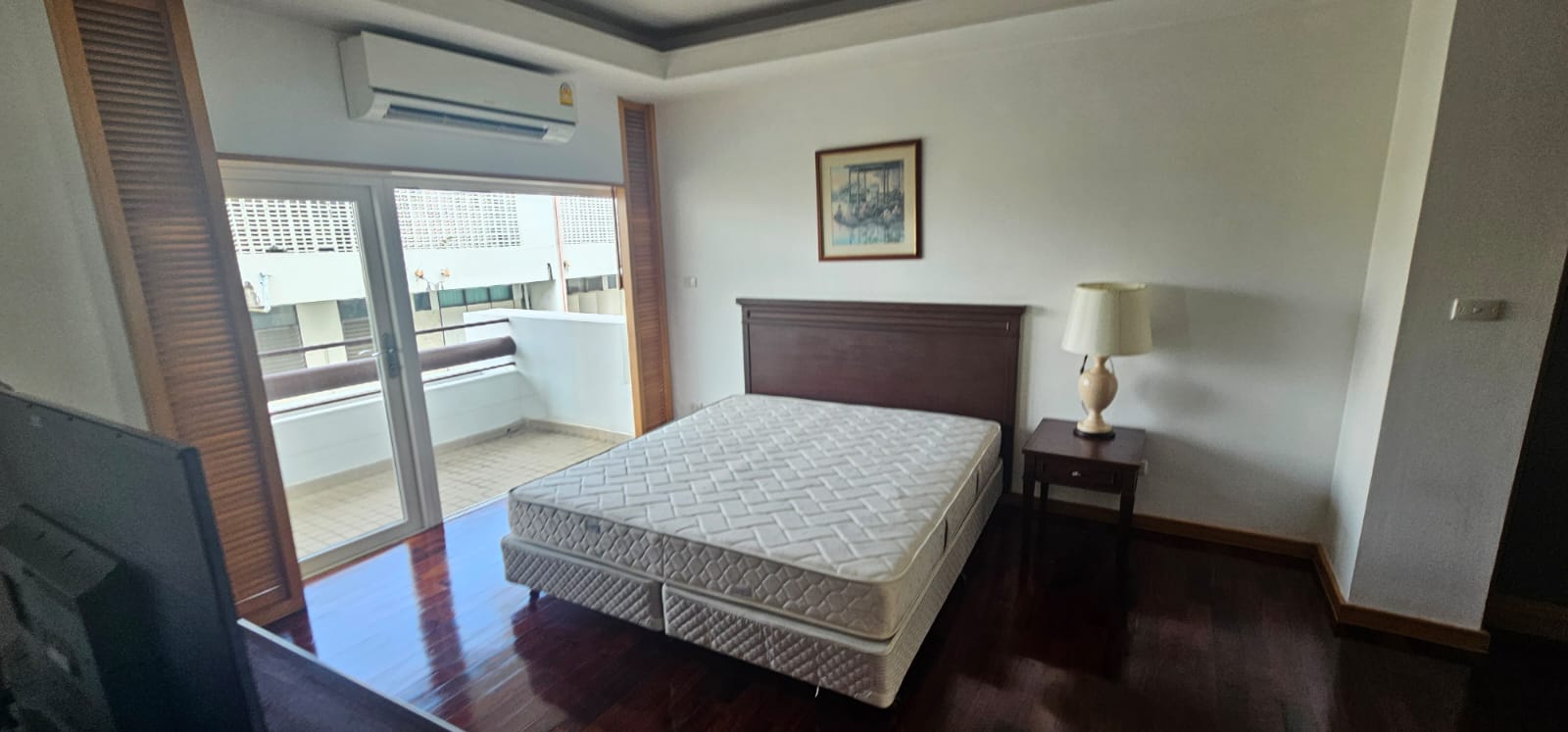 3-Bed 2-Bath 185sqm Condo for Rent at Esmeralda near Lumpini MRT - 85,000 THB/month
