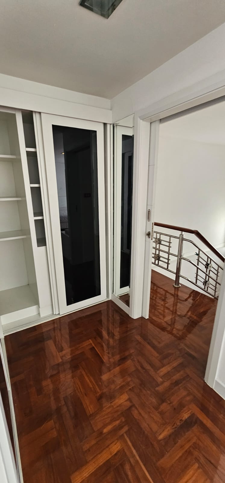 5-Bed 6-Bath 420sqm Townhome for Rent at Sanguansup Mansion Near BTS Chong Nonsi – 90,000 THB/month