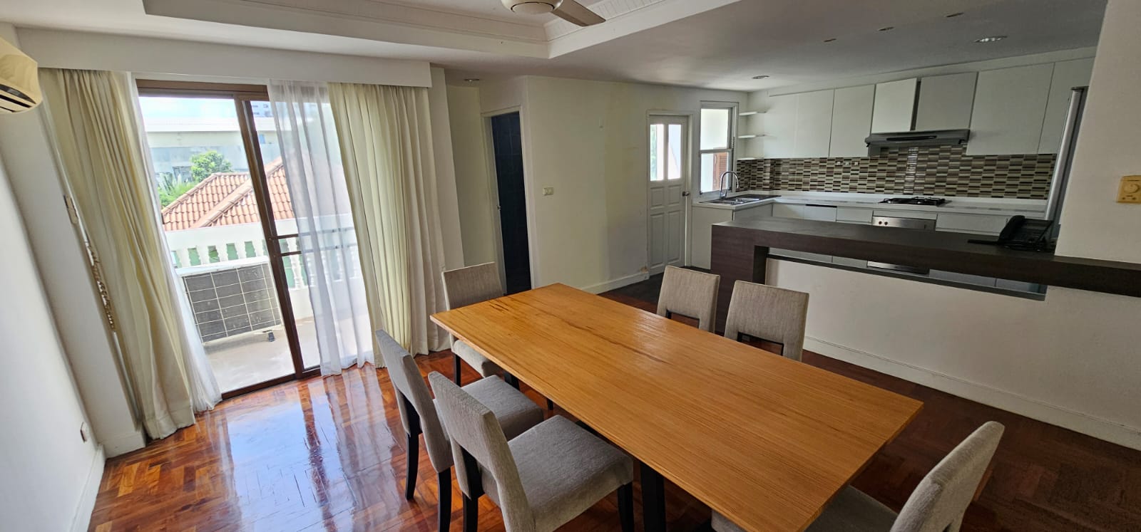 5-Bed 6-Bath 420sqm Townhome for Rent at Sanguansup Mansion Near BTS Chong Nonsi – 90,000 THB/month