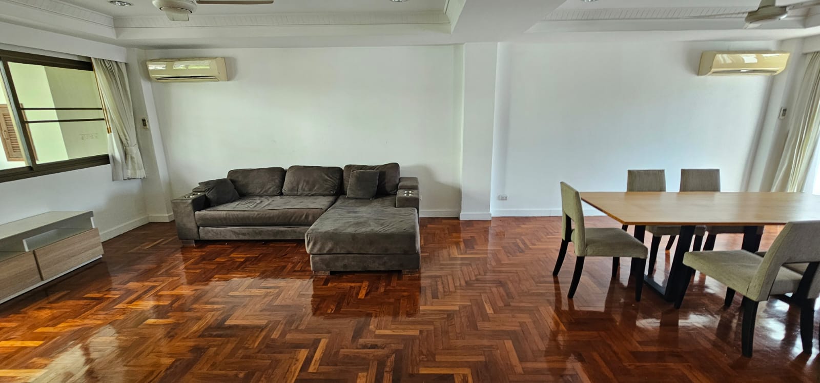 5-Bed 6-Bath 420sqm Townhome for Rent at Sanguansup Mansion Near BTS Chong Nonsi – 90,000 THB/month