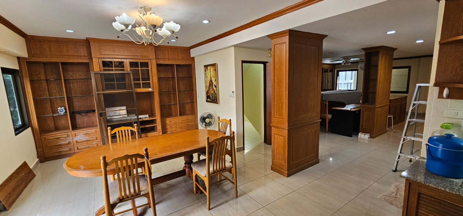 3BR 3BA 180sqm SUK 39 Promsak Mansion Near BTS Phrom Phong Rent 50,000 THB