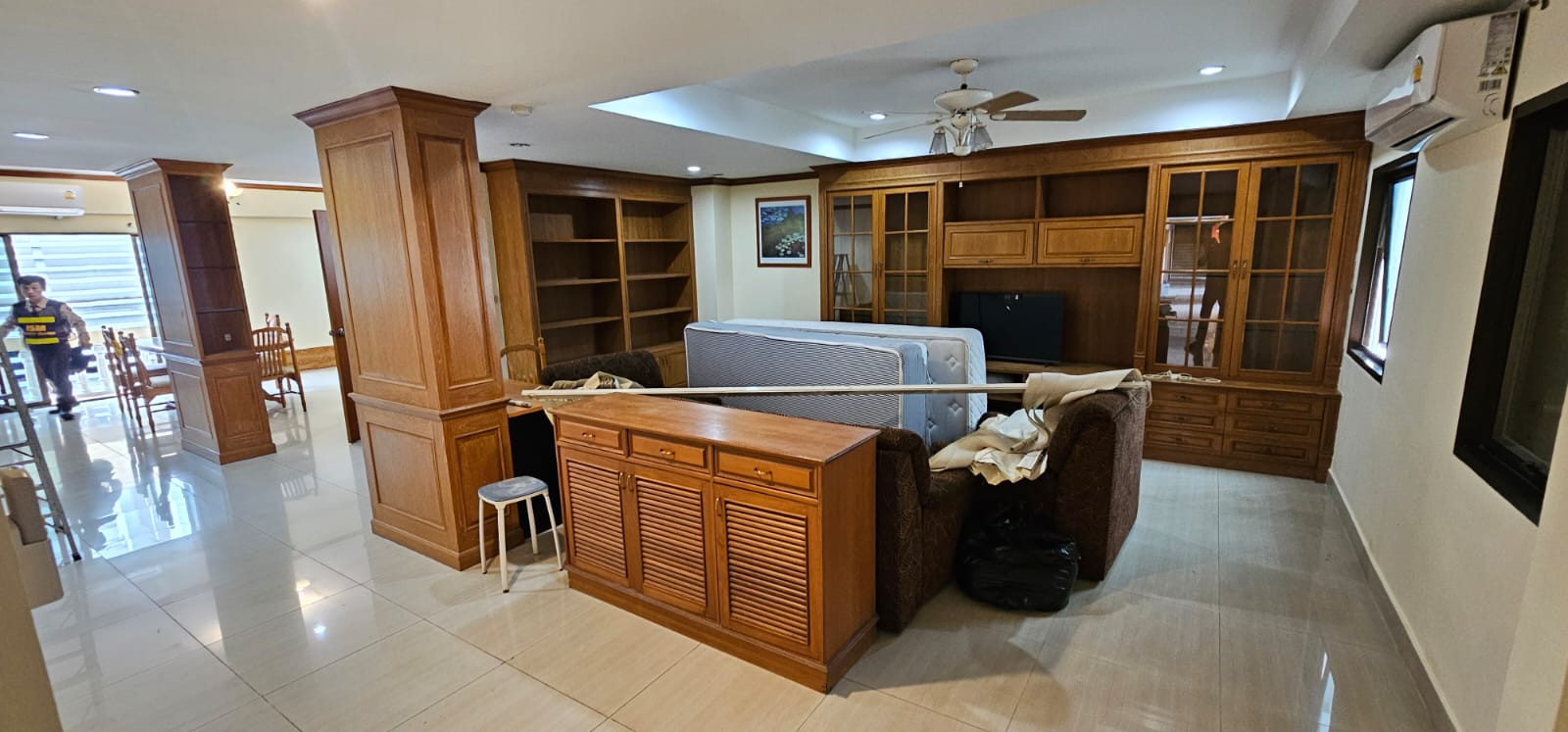 3BR 3BA 180sqm SUK 39 Promsak Mansion Near BTS Phrom Phong Rent 50,000 THB