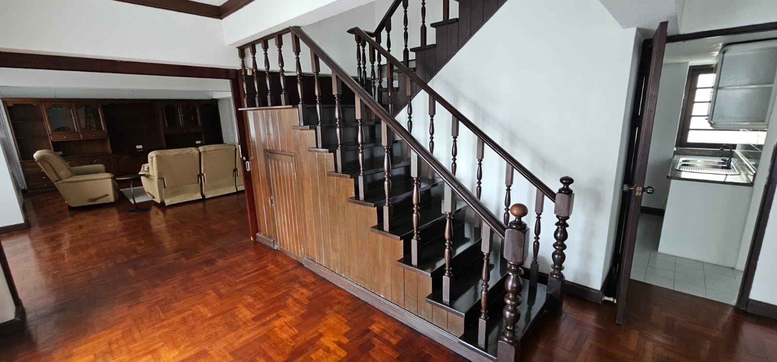 3-Bed 4-Bath 212 sqm Condo for Rent at Yada Residential near Phrom Phong BTS - ฿65,000/Month