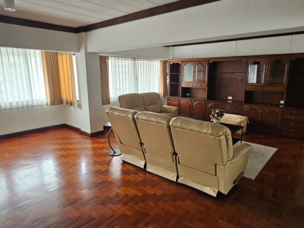 3-Bed 4-Bath 212 sqm Condo for Rent at Yada Residential near Phrom Phong BTS - ฿65,000/Month
