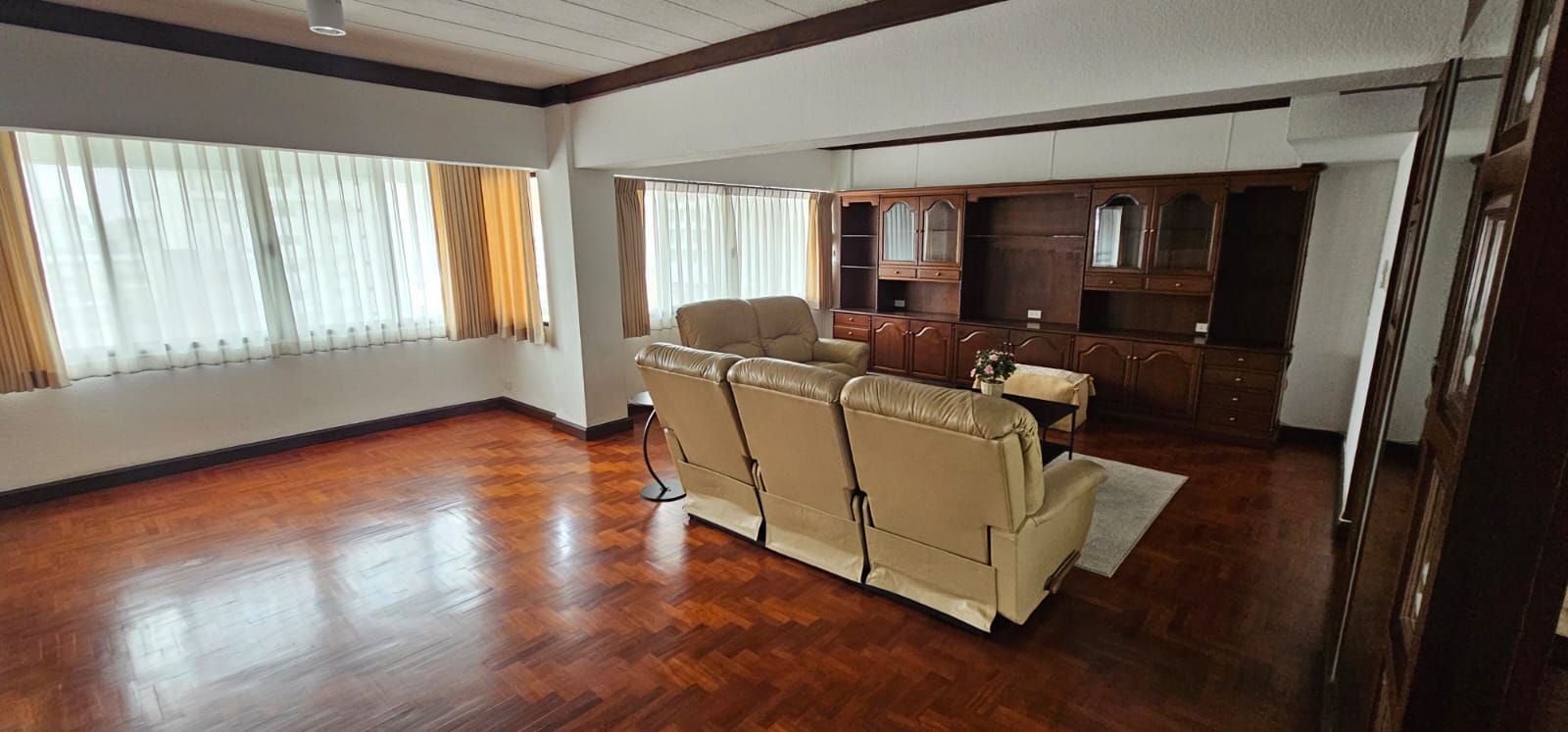3-Bed 4-Bath 212 sqm Condo for Rent at Yada Residential near Phrom Phong BTS - ฿65,000/Month