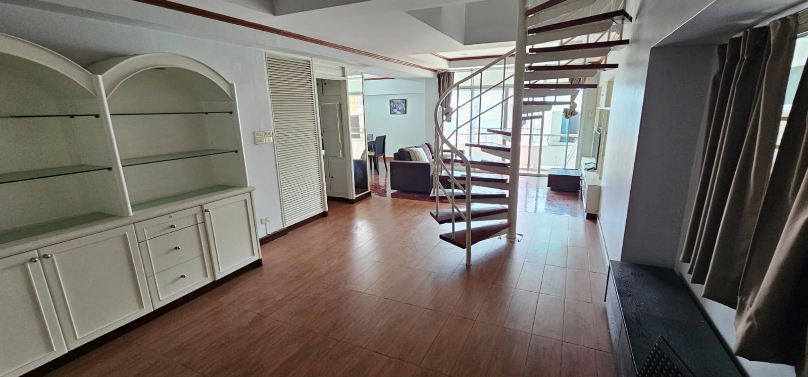 3-Bed 2-Bath 160sqm Siam Penthouse 1 Condo Near BTS Nana for Rent 45,000 THB