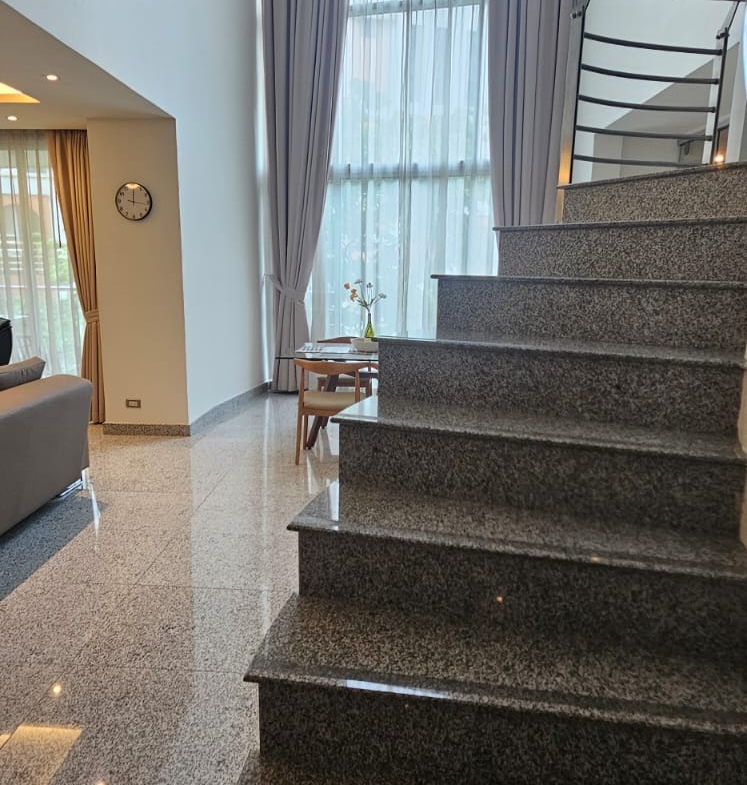2-Bedroom, 2-Bathroom Duplex, 200 sqm for Rent at Seven Place Residences – ฿75,000/month – Near BTS Phra Khanong & Ekkamai