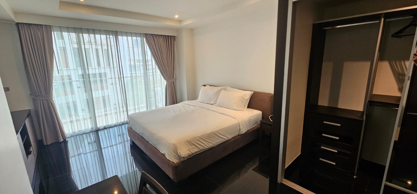 2-Bedroom, 2-Bathroom Duplex, 200 sqm for Rent at Seven Place Residences – ฿75,000/month – Near BTS Phra Khanong & Ekkamai