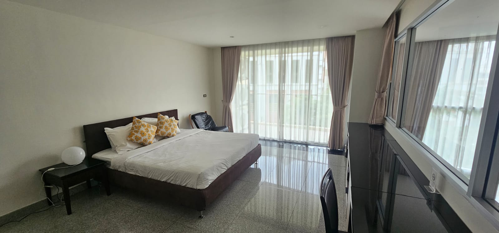 2-Bedroom, 2-Bathroom Duplex, 200 sqm for Rent at Seven Place Residences – ฿75,000/month – Near BTS Phra Khanong & Ekkamai