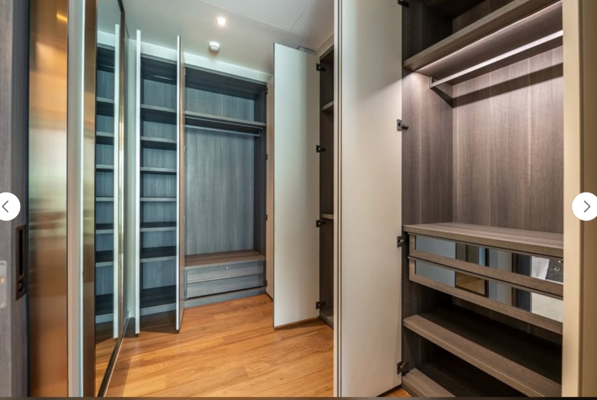 1-Bed 1-Bath 87 sqm Condo at SINDHORN TONSON – THB 140K/Month – Near BTS Chit Lom & MRT Silom – Ultra-Luxury with Lumpini Park Views