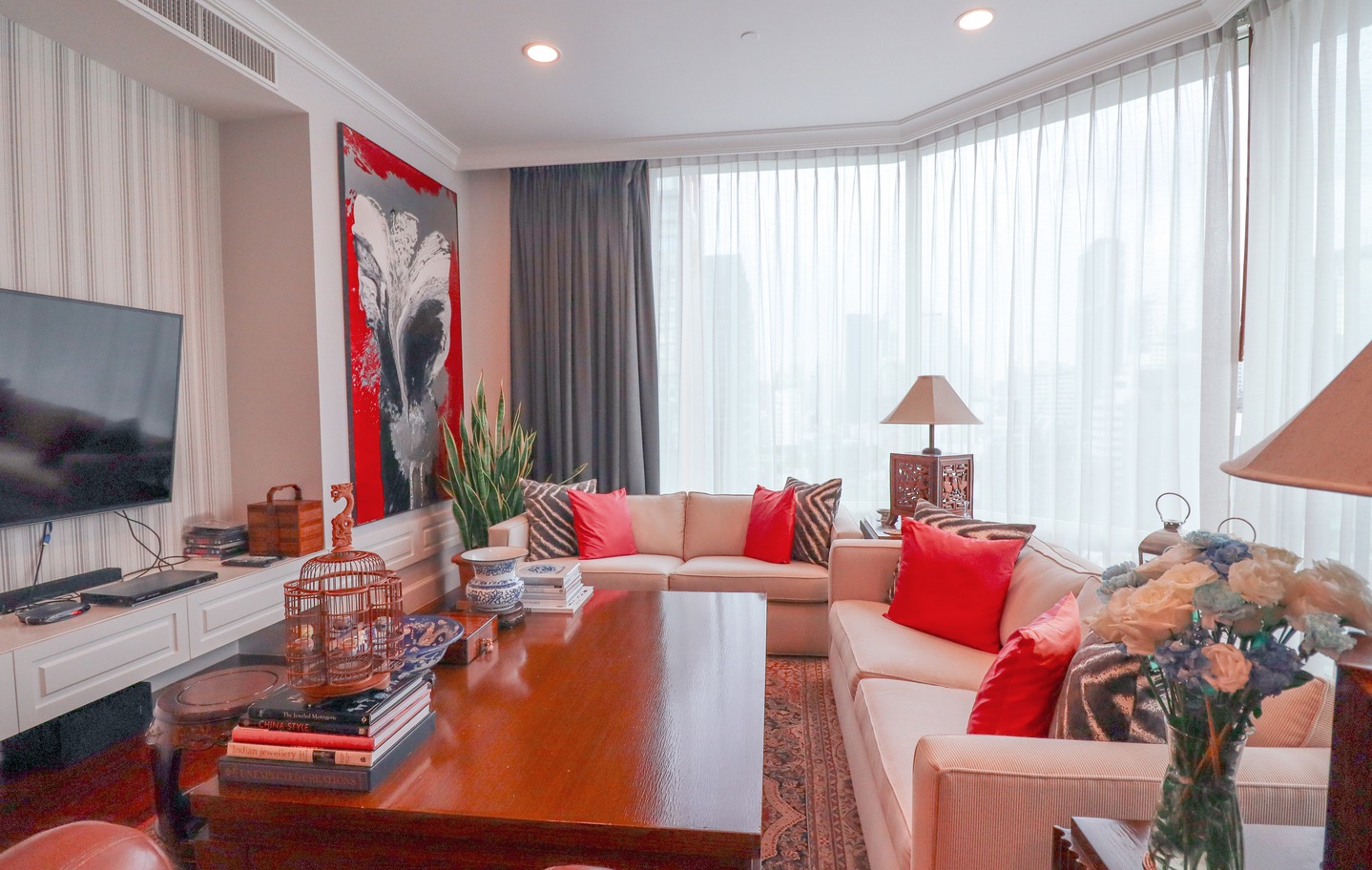 3-Bed 3-Bath 177.91 sqm Condo at Royce Private Residences Sukhumvit 31 – THB 38M – Near BTS Asok & MRT Sukhumvit