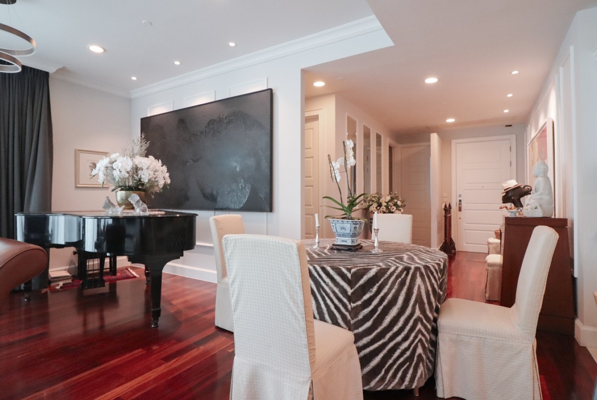 3-Bed 3-Bath 177.91 sqm Condo at Royce Private Residences Sukhumvit 31 – THB 38M – Near BTS Asok & MRT Sukhumvit