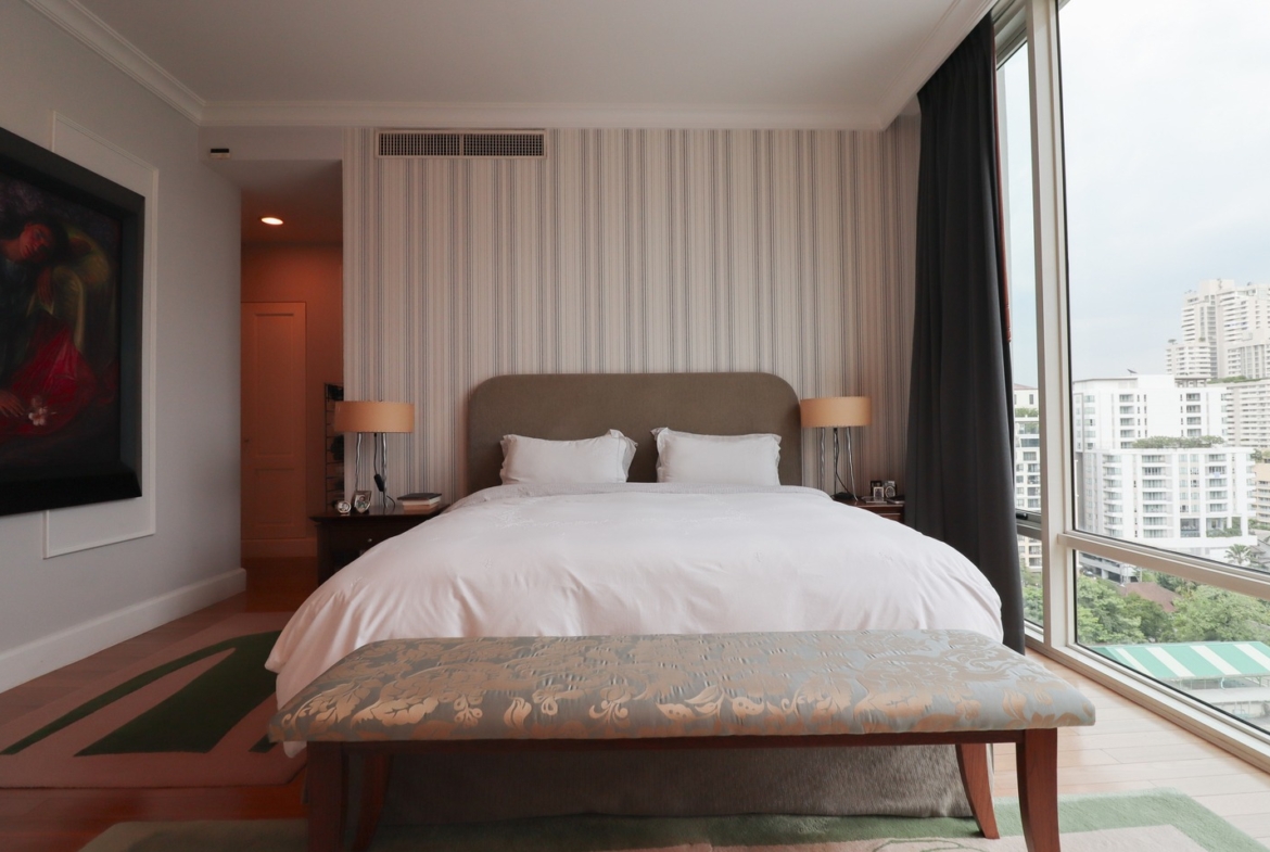 3-Bed 3-Bath 177.91 sqm Condo at Royce Private Residences Sukhumvit 31 – THB 38M – Near BTS Asok & MRT Sukhumvit