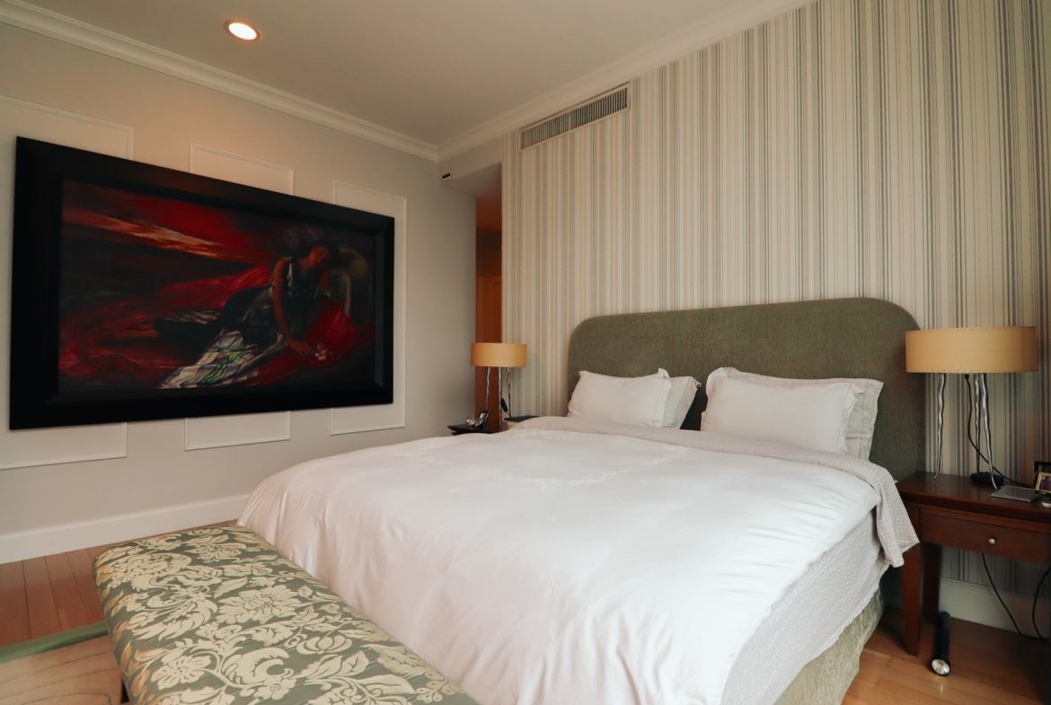 3-Bed 3-Bath 177.91 sqm Condo at Royce Private Residences Sukhumvit 31 – THB 38M – Near BTS Asok & MRT Sukhumvit