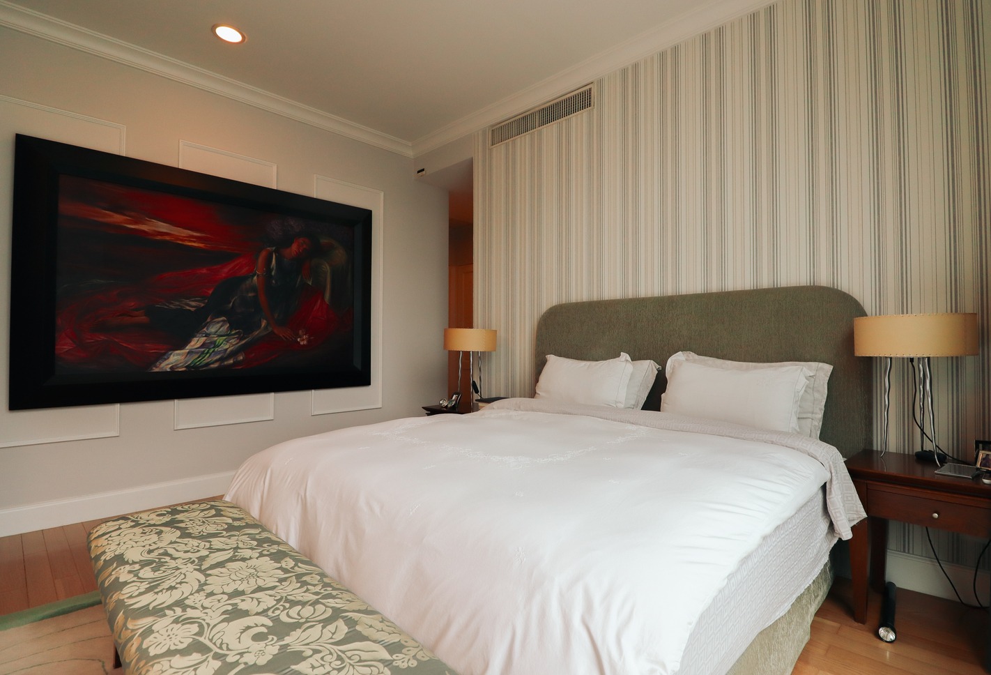3-Bed 3-Bath 177.91 sqm Condo at Royce Private Residences Sukhumvit 31 – THB 38M – Near BTS Asok & MRT Sukhumvit