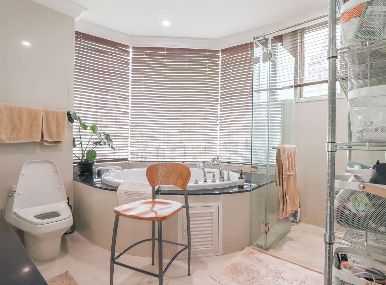 3-Bed 3-Bath 177.91 sqm Condo at Royce Private Residences Sukhumvit 31 – THB 38M – Near BTS Asok & MRT Sukhumvit