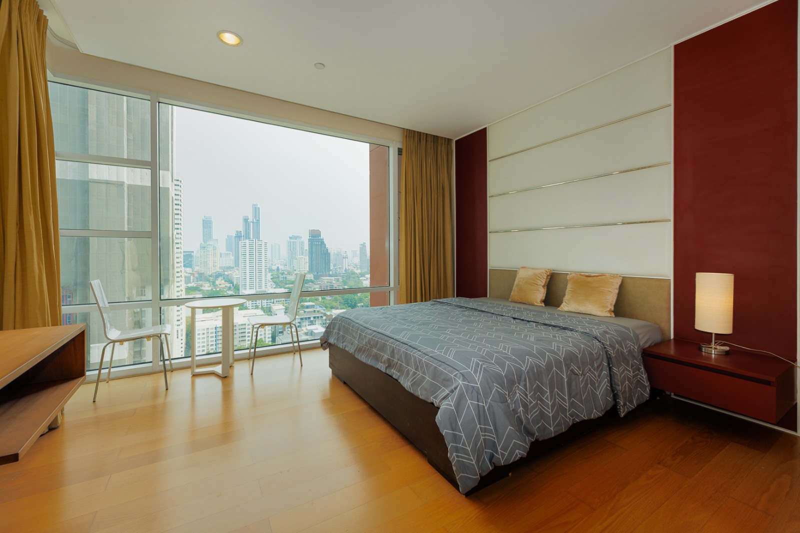 3-Bed 3-Bath 132.02 sqm Condo at Fullerton Sukhumvit – THB 21.9M – Near BTS Ekkamai & Thong Lo – Freehold with Foreign Quota