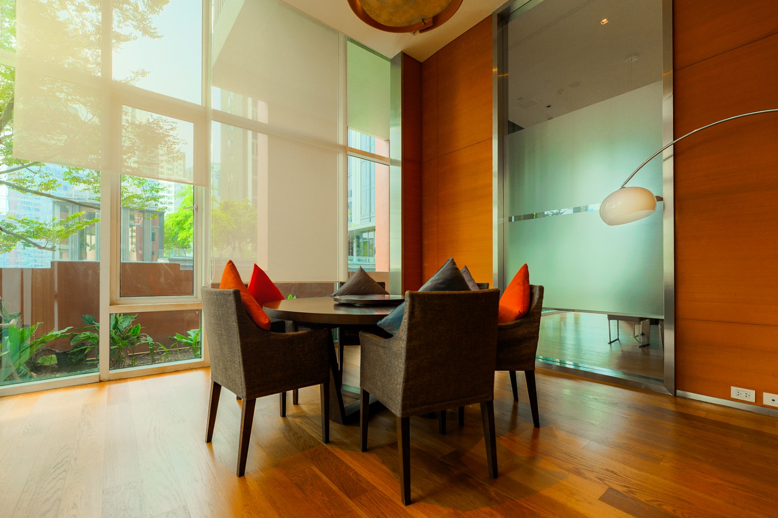 3-Bed 3-Bath 132.02 sqm Condo at Fullerton Sukhumvit – THB 21.9M – Near BTS Ekkamai & Thong Lo – Freehold with Foreign Quota