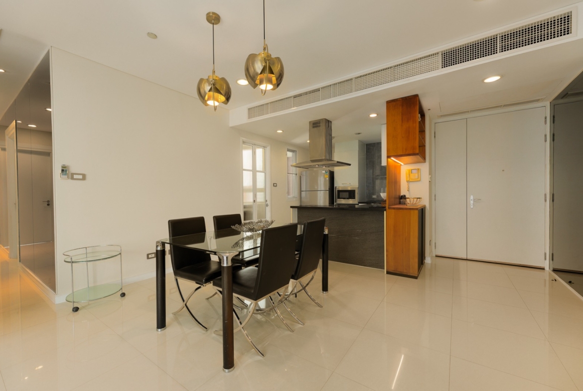 3-Bed 3-Bath 132.02 sqm Condo at Fullerton Sukhumvit – THB 21.9M – Near BTS Ekkamai & Thong Lo – Freehold with Foreign Quota