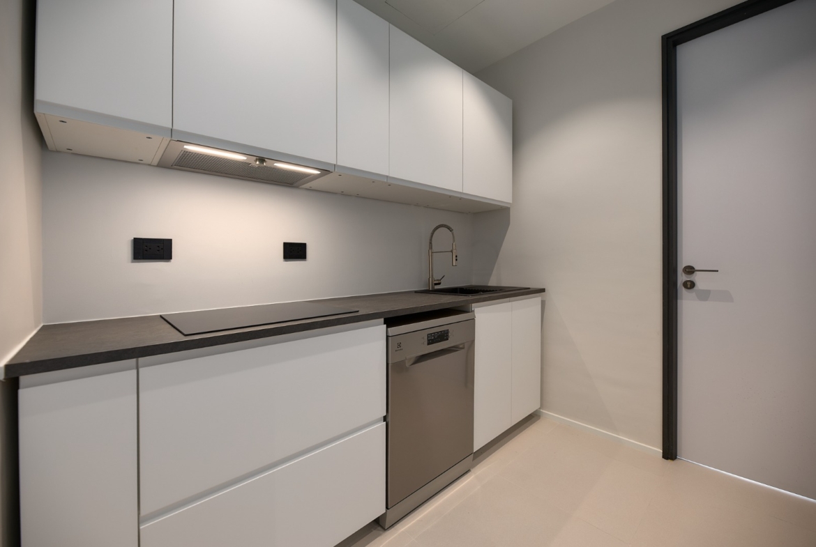 4 Bed 4 Bath 473 sqm Duplex Penthouse at Waterford Park Sukhumvit 53 – THB 94M – Near BTS Thong Lo – Freehold with Foreign Quota