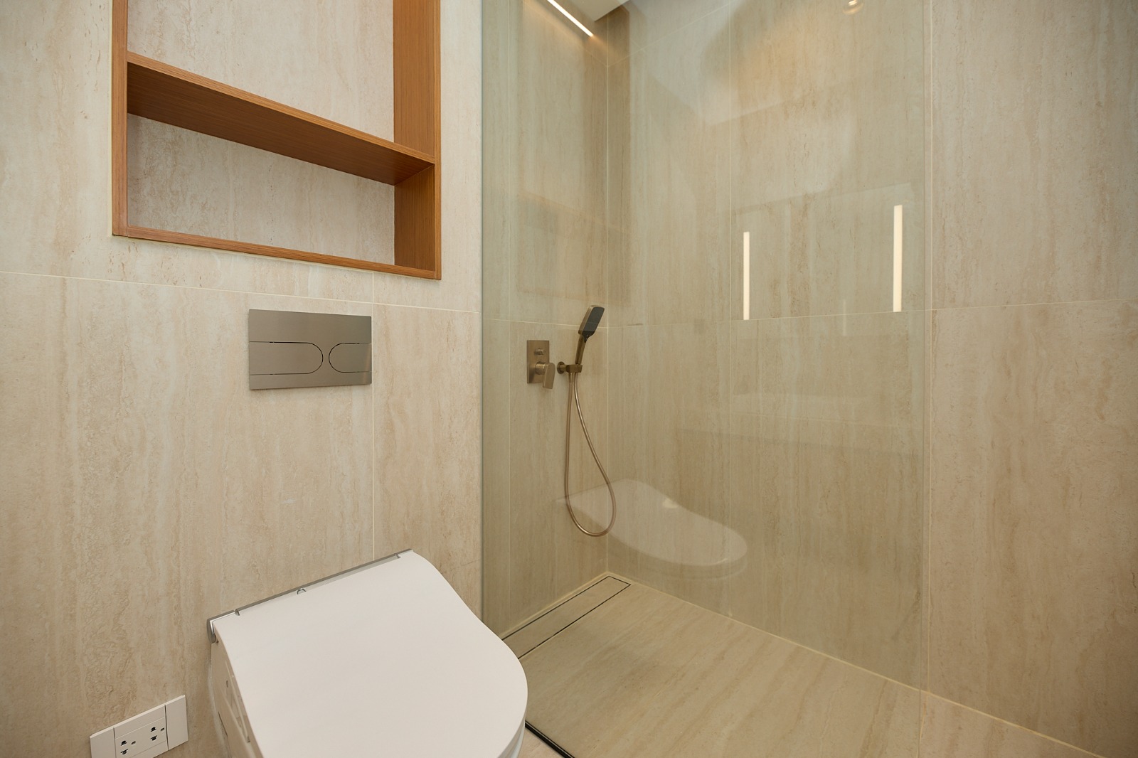 4 Bed 4 Bath 473 sqm Duplex Penthouse at Waterford Park Sukhumvit 53 – THB 94M – Near BTS Thong Lo – Freehold with Foreign Quota