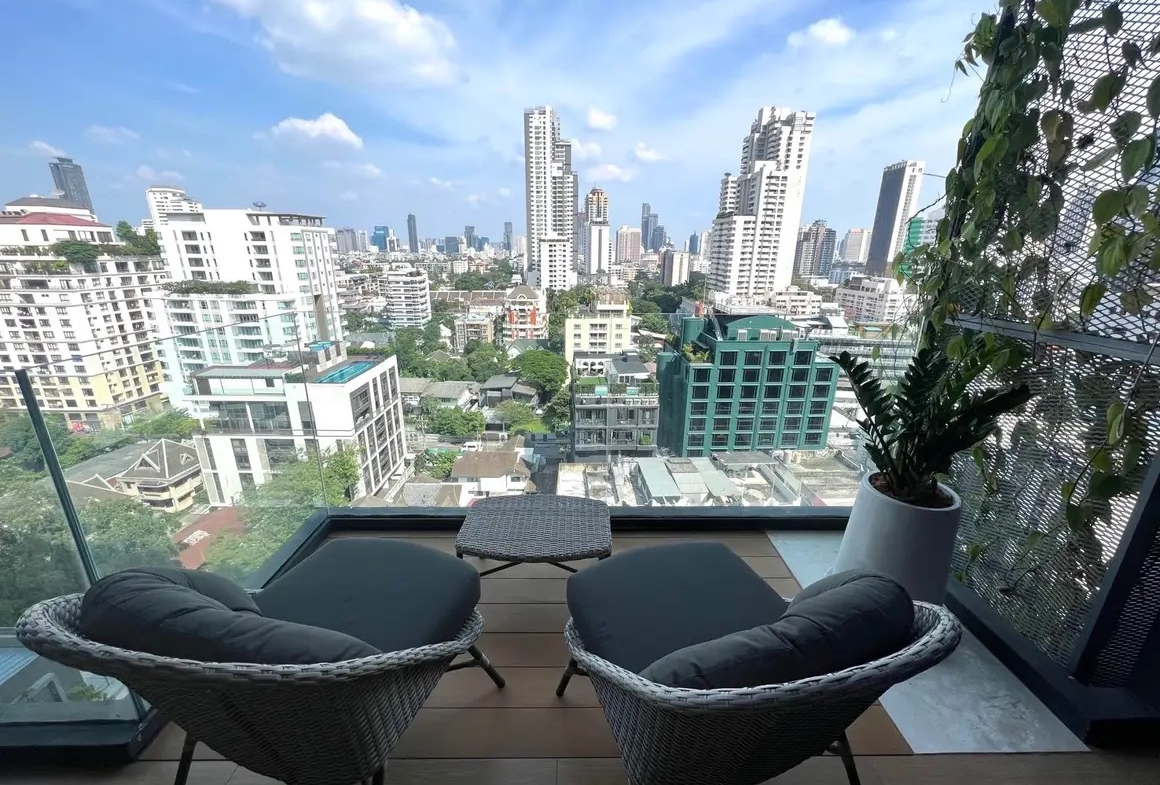 3-Bedroom, 2-Bathroom Condo for Rent, 117 SQM at Siamese Exclusive 31, 90,000 THB/Month, Near Phrom Phong BTS, Sukhumvit – Luxury Living in Bangkok
