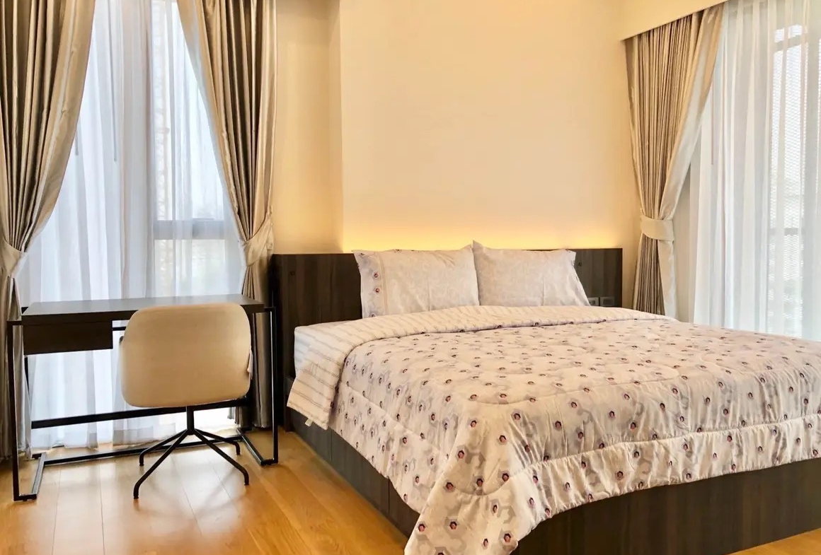 3-Bedroom, 2-Bathroom Condo for Rent, 117 SQM at Siamese Exclusive 31, 90,000 THB/Month, Near Phrom Phong BTS, Sukhumvit – Luxury Living in Bangkok