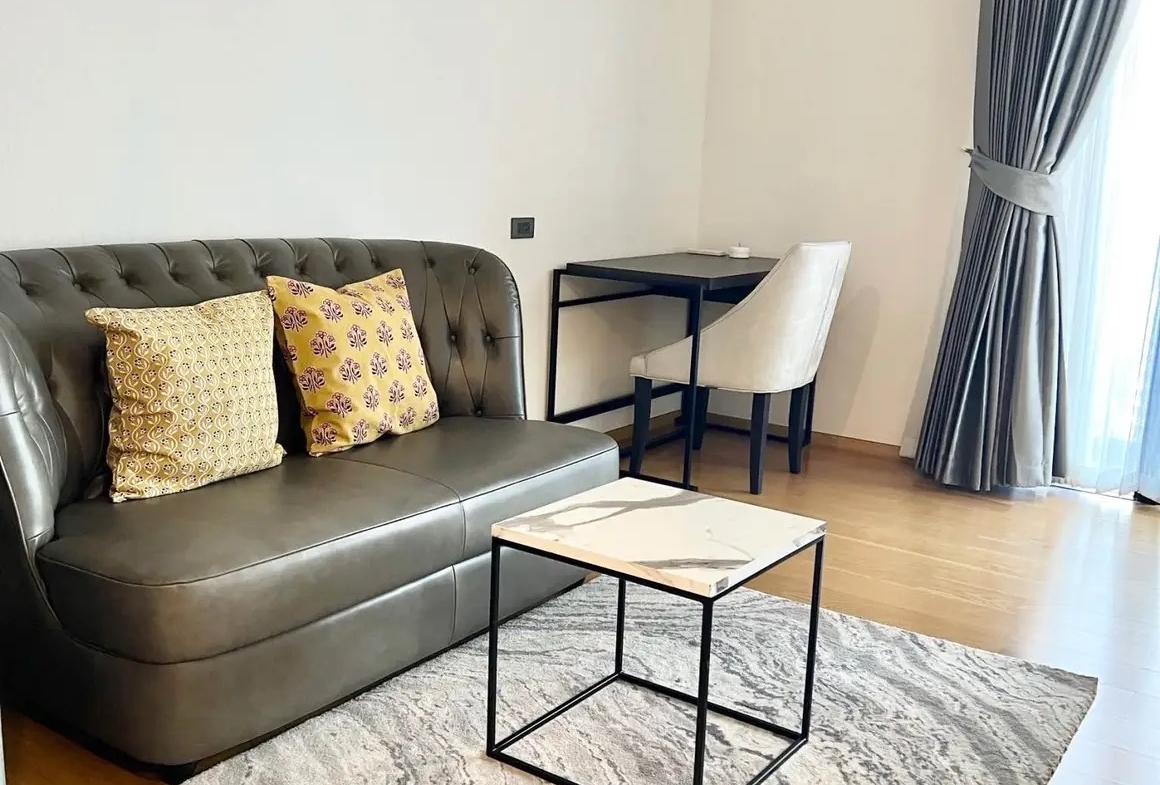 3-Bedroom, 2-Bathroom Condo for Rent, 117 SQM at Siamese Exclusive 31, 90,000 THB/Month, Near Phrom Phong BTS, Sukhumvit – Luxury Living in Bangkok