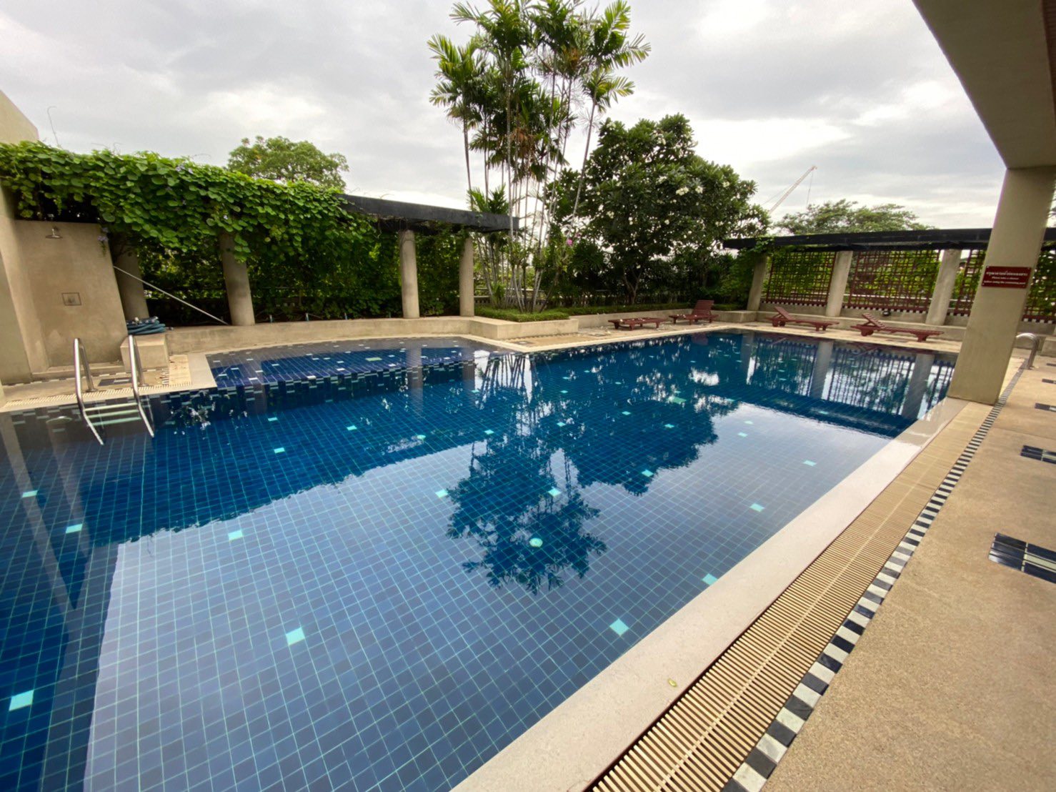 2-Bed 2-Bath 118.2 sqm Condo for Rent 60K THB at Supreme Ville, Near Chong Nonsi BTS